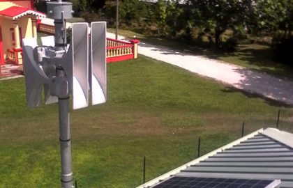 Installation of Telegrafia’s tsunami siren in the Pacific island of Maiao