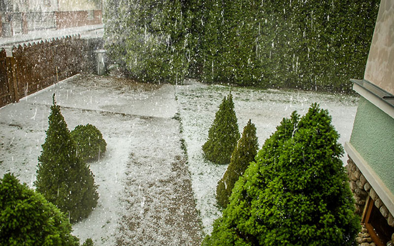 Watch_Thunderstorm_08