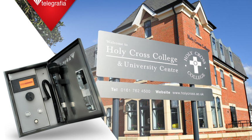Сирена Bono для Католического Колледжа Шестой Формы Святого Креста и Университетского Центра