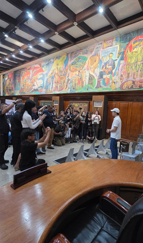 Demonstration of the PAVIAN public warning system in Manila